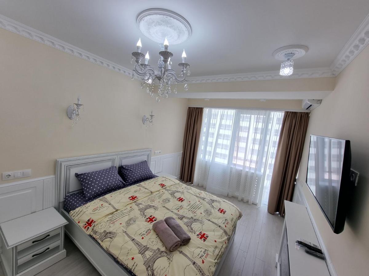 Tourist Grand Apartments Ultracentral Chişinau Exteriör bild